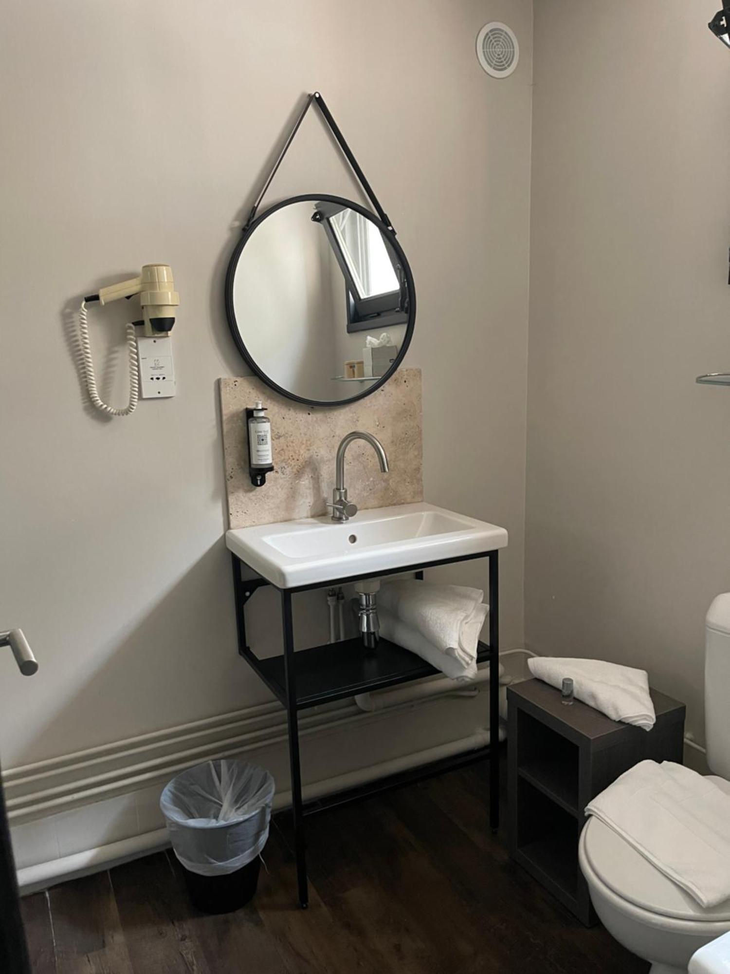 Le Victoria Boutique Hotel Saint-Paul-Trois-Châteaux Eksteriør billede