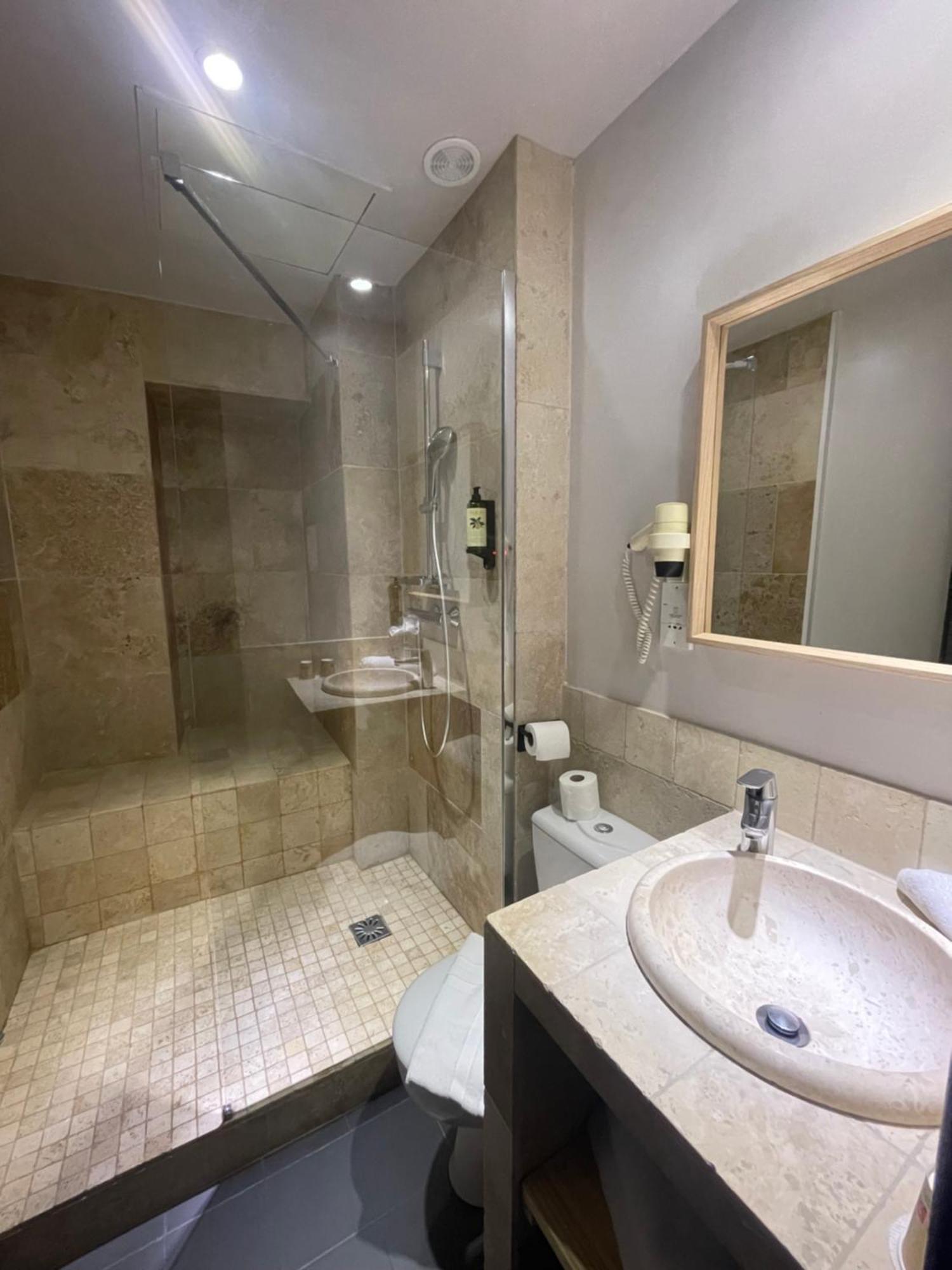 Le Victoria Boutique Hotel Saint-Paul-Trois-Châteaux Eksteriør billede